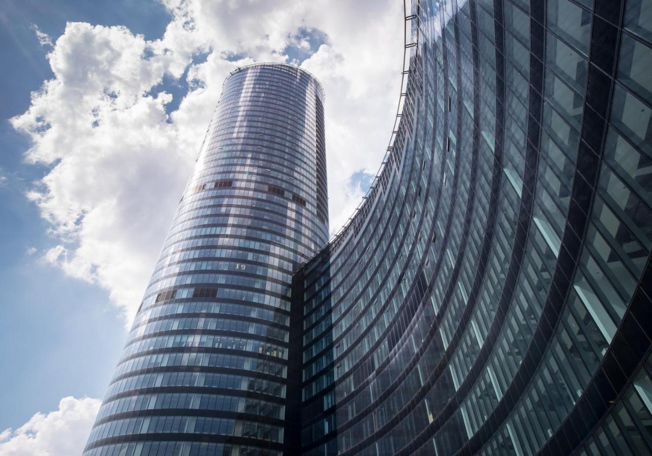 Apartamenty Sky Tower Wrocław Buitenkant foto