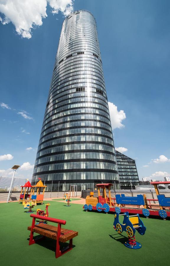 Apartamenty Sky Tower Wrocław Buitenkant foto