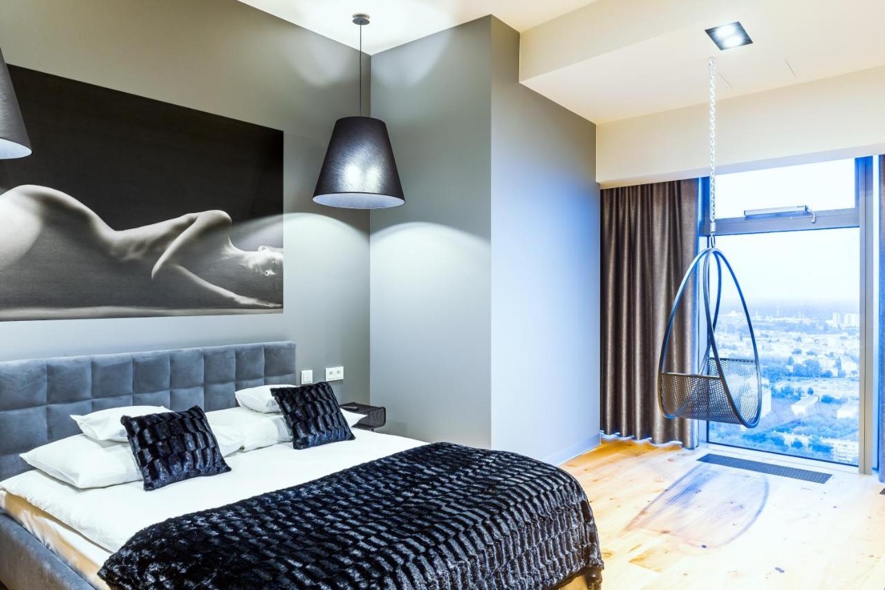 Apartamenty Sky Tower Wrocław Buitenkant foto