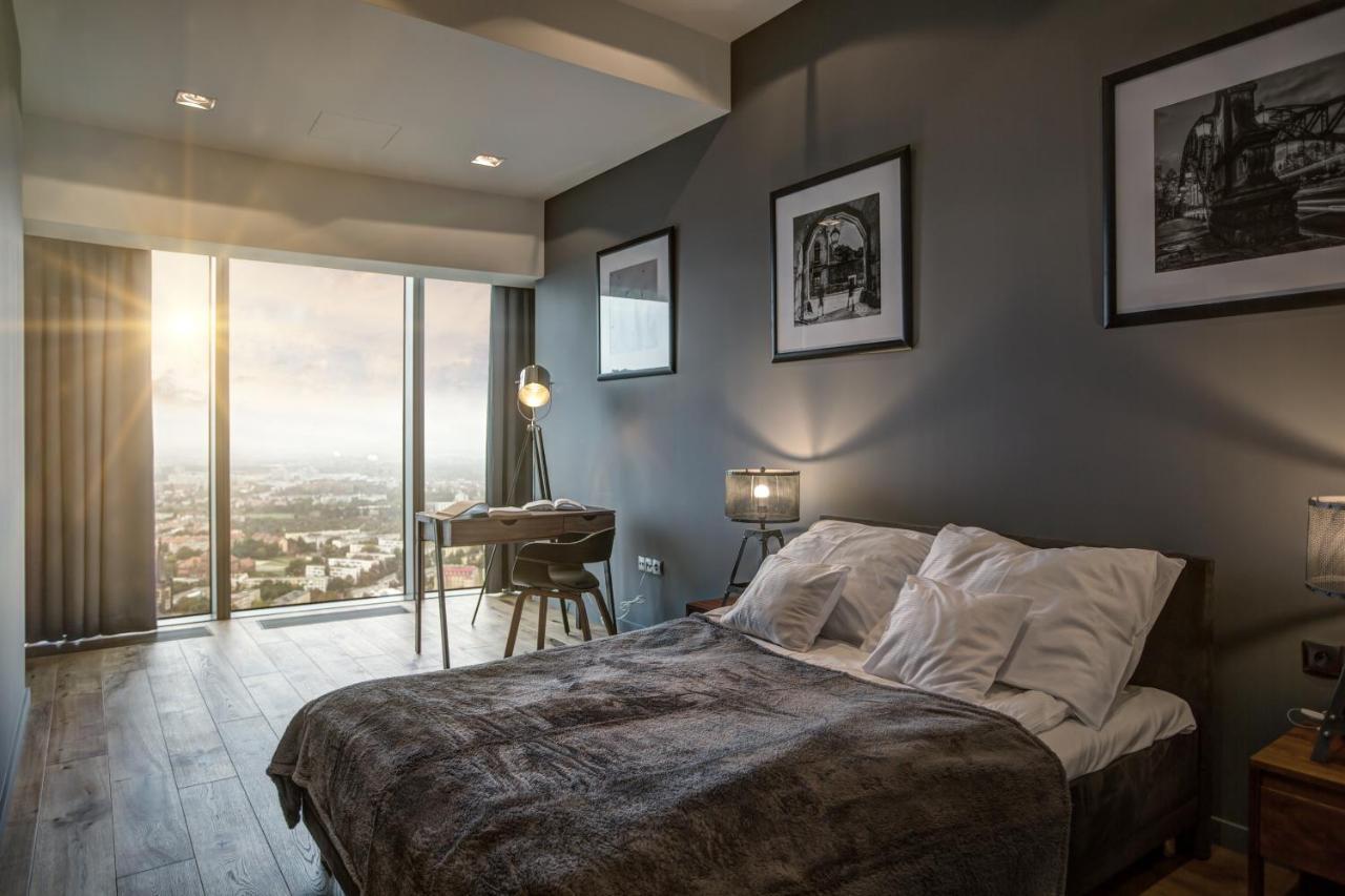Apartamenty Sky Tower Wrocław Buitenkant foto