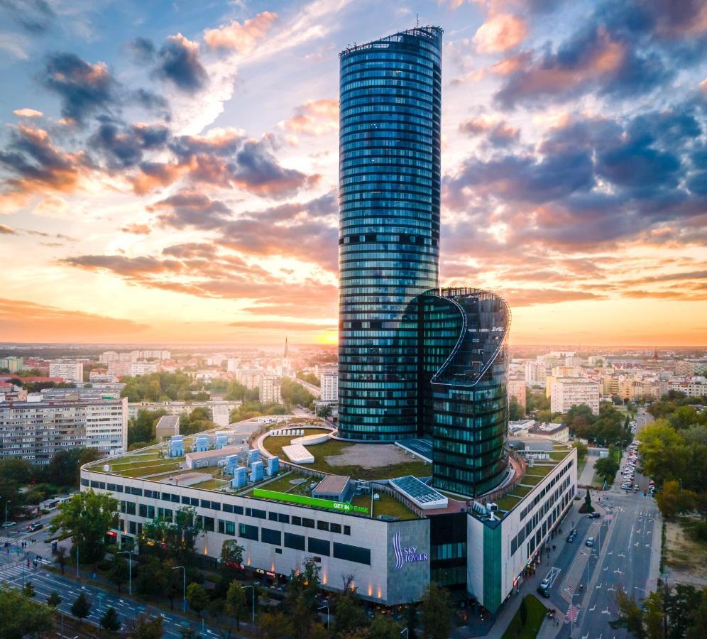 Apartamenty Sky Tower Wrocław Buitenkant foto