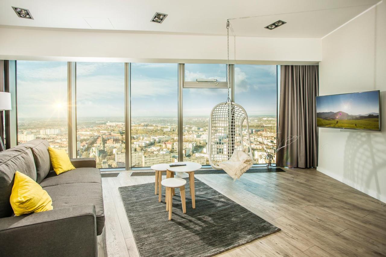 Apartamenty Sky Tower Wrocław Buitenkant foto