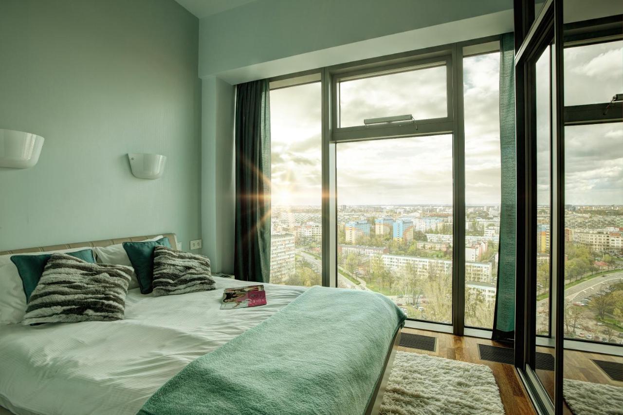 Apartamenty Sky Tower Wrocław Buitenkant foto