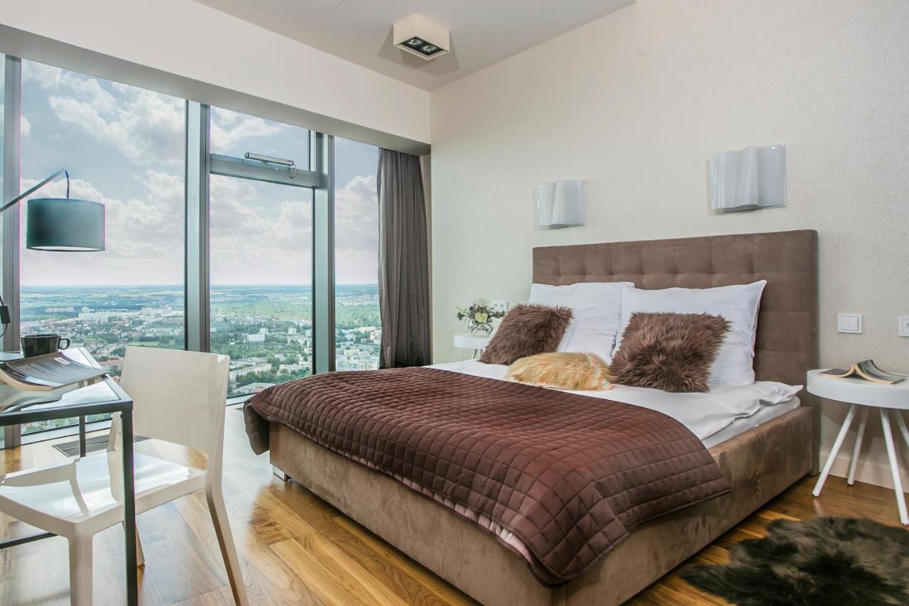 Apartamenty Sky Tower Wrocław Buitenkant foto