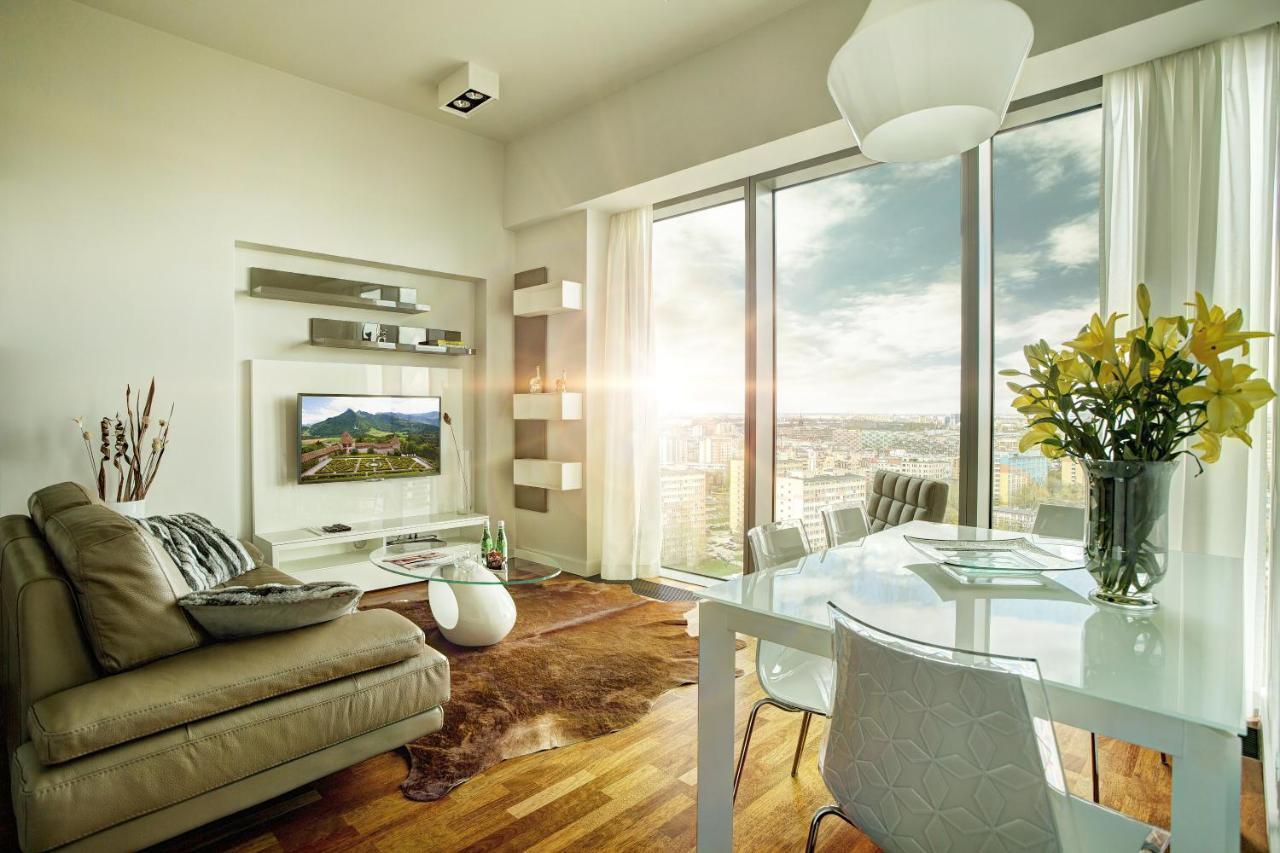 Apartamenty Sky Tower Wrocław Buitenkant foto